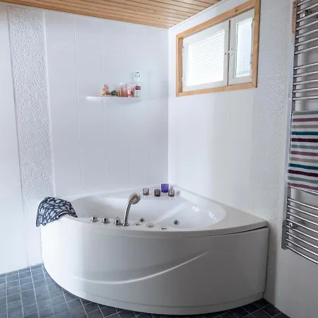 Moonlight House Large With Sauna And Free Parking 別荘