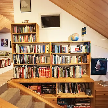 Loma-asunnot Moonlight House Large With Sauna And Free Parking Rovaniemi